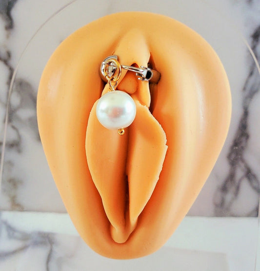 Sexy Pearl Clip On Pussy Jewelry, Erotic Non-Piercing Labial Clip