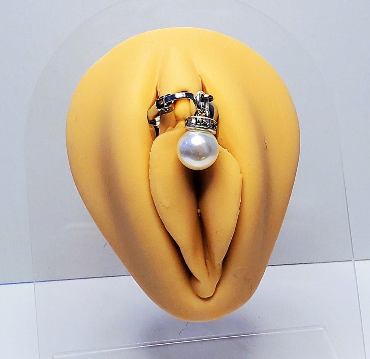 Pearl Clip On Clitoral Jewelry