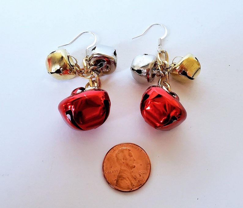 Jingle Bell Christmas Dangle Pierced Earrings